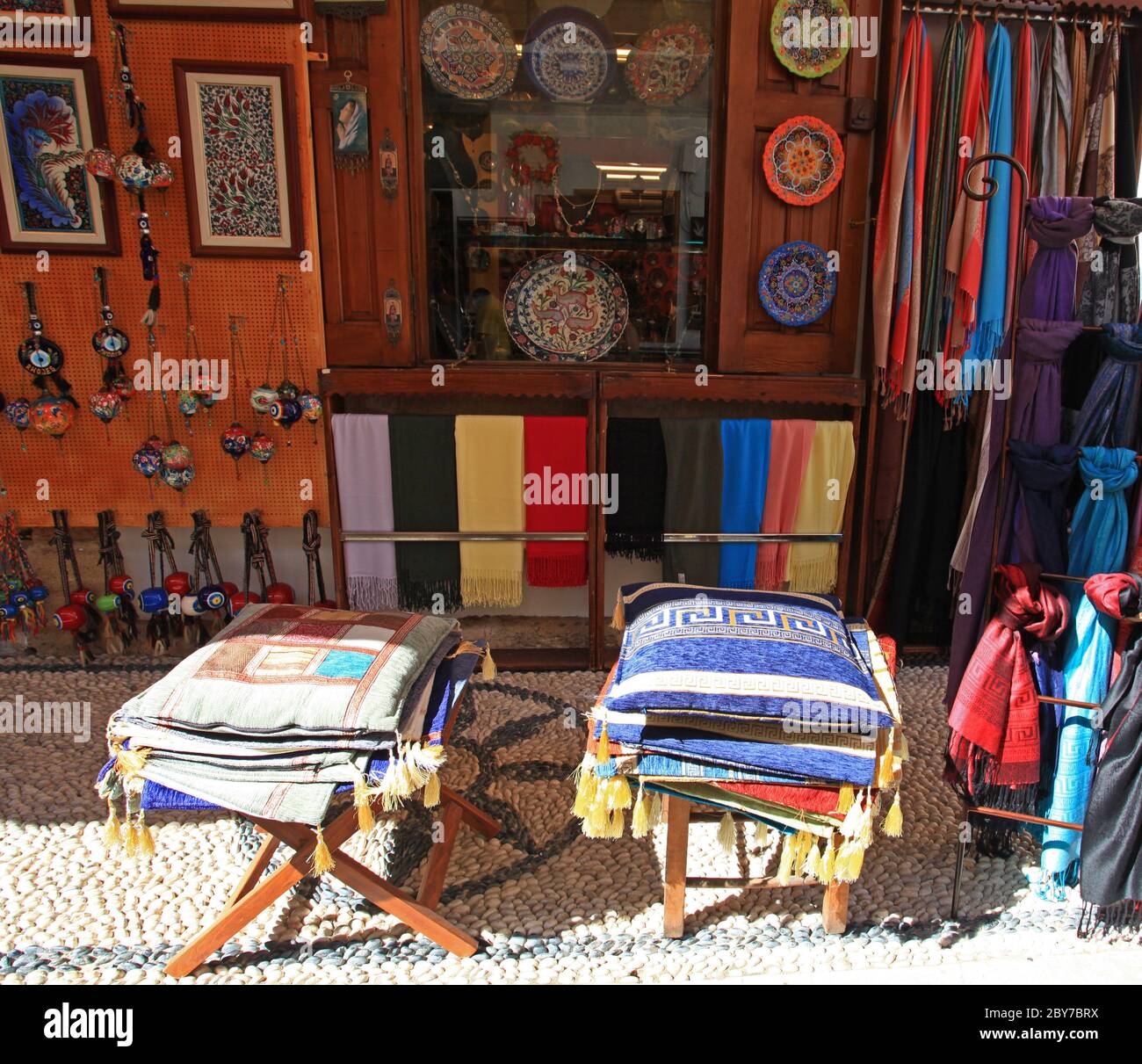 Rhodes greece lindos shopping hires stock photography and images Alamy