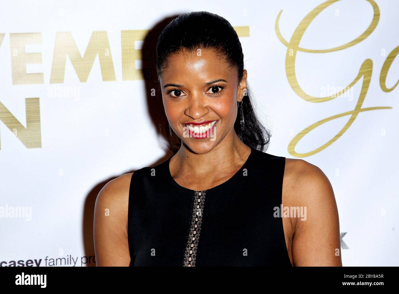 New York, NY, USA. 30 January, 2017. Renee Elise Goldsberry at the National CARES Mentoring Movement Second Annual For the Love of Our Children Gala at Cipriani 42nd Street. Credit: Steve Mack/Alamy Stock Photo