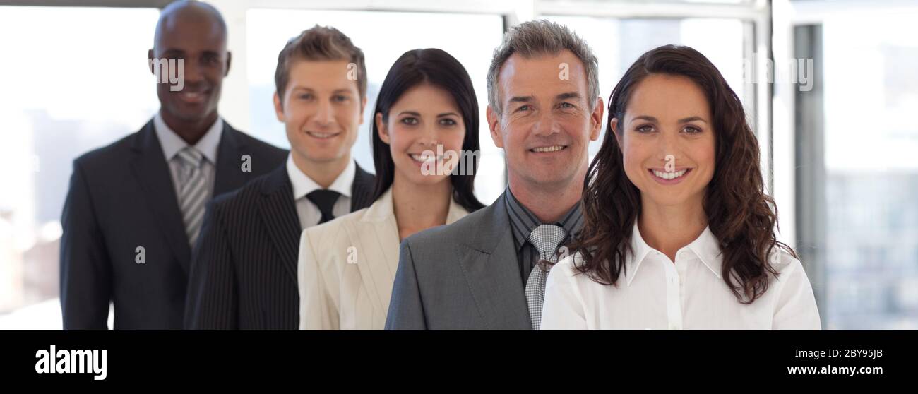 Woman leading business team hi-res stock photography and images - Alamy