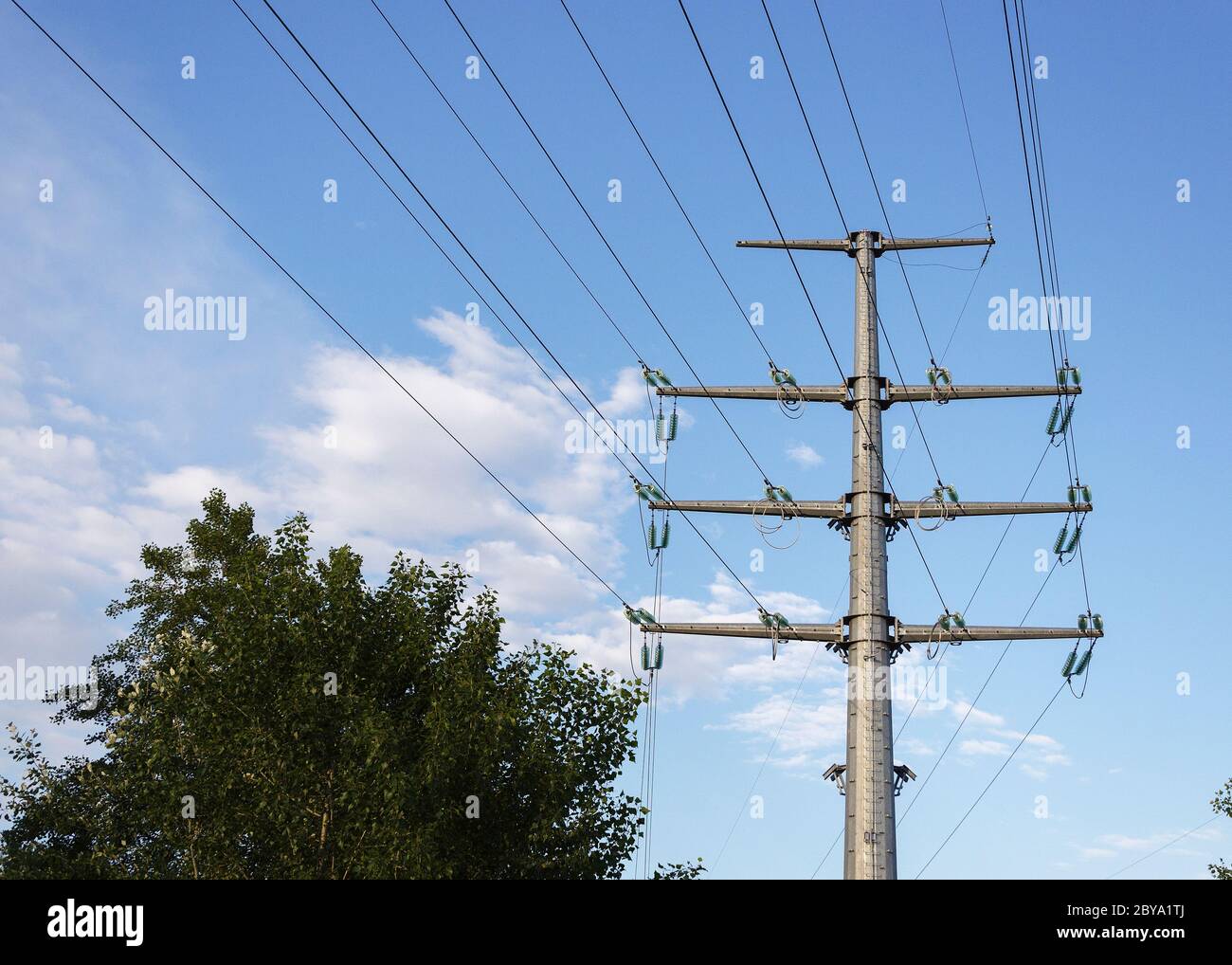 Massive insulators hires stock photography and images Alamy