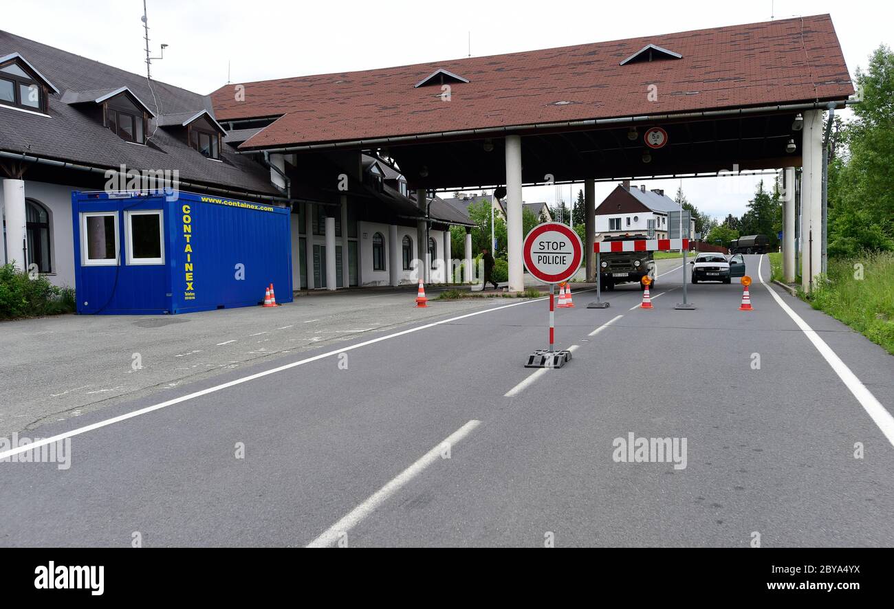 Zlate Hory, Czech Republic. 09th June, 2020. Soldiers patrol on still closed Zlate Hory - Konradow border crossing between the Czech Republic and Poland, on Tuesday, June 9, 2020, after Czech Republic decided to open the borders with Germany, Austria and Hungary after almost three months of closure because of the coronavirus pandemic. Credit: Ludek Perina/CTK Photo/Alamy Live News Stock Photo