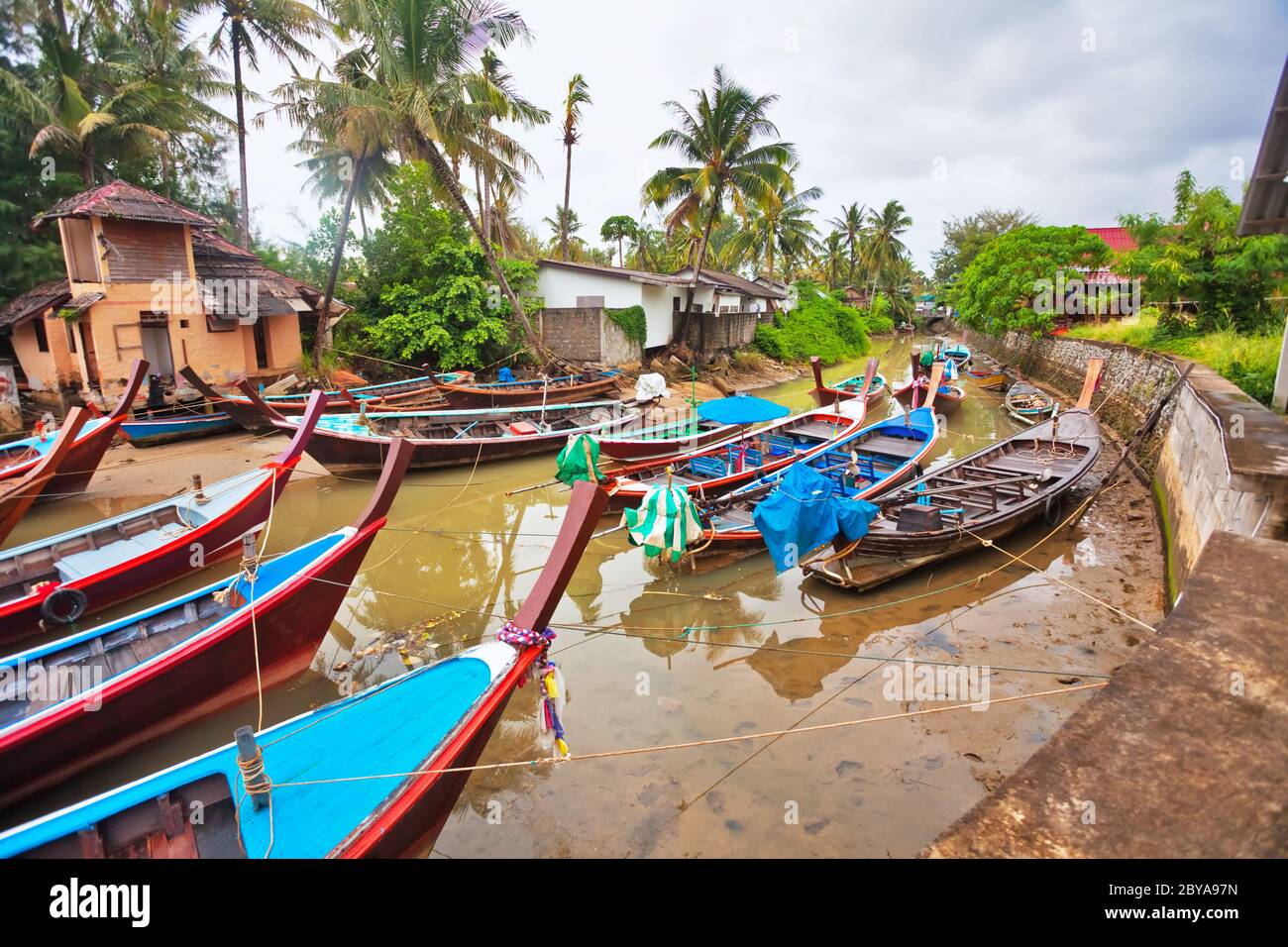 Traditional Thai boats Stock Photo Alamy