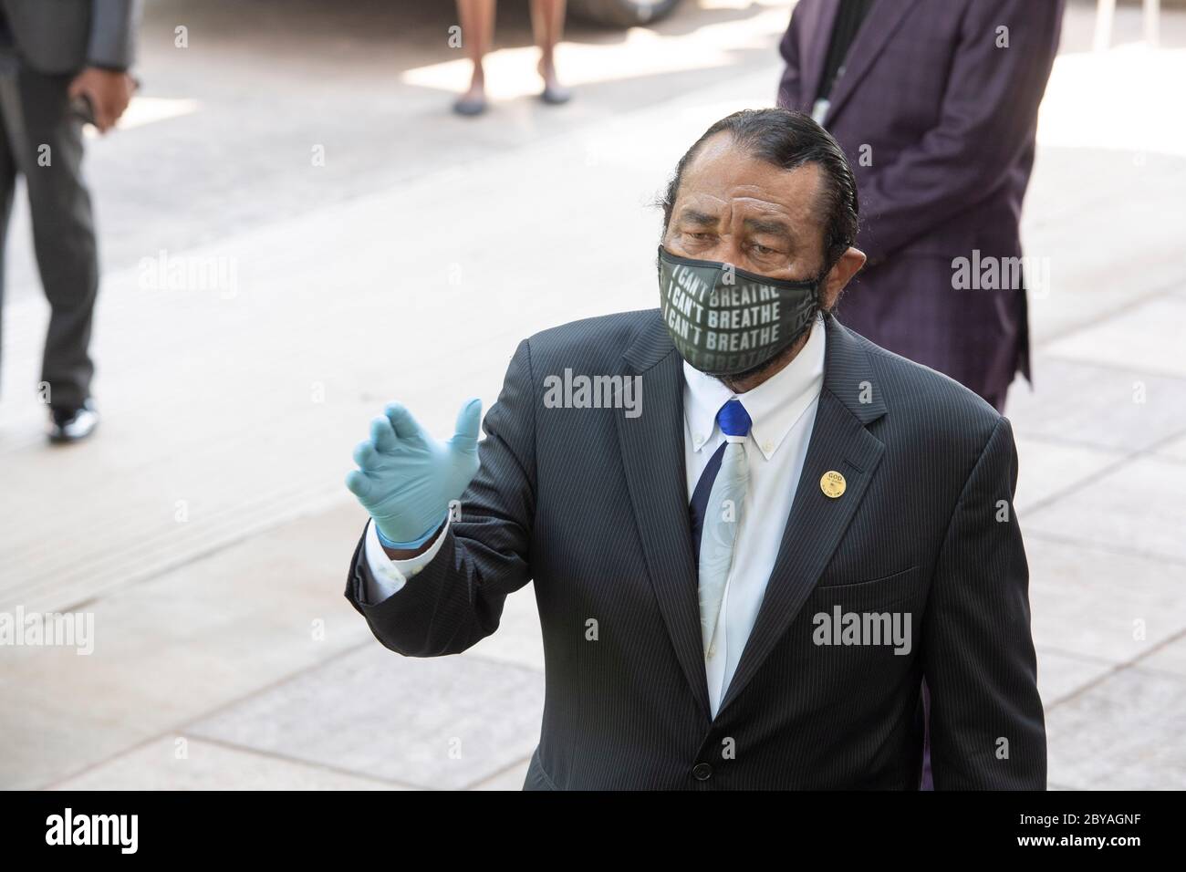 U.S. Rep. Al Green of Houston, wearing an 'I Can't Breath' face mask, enters Fountain of Praise Church for George Floyd's funeral service. Stock Photo
