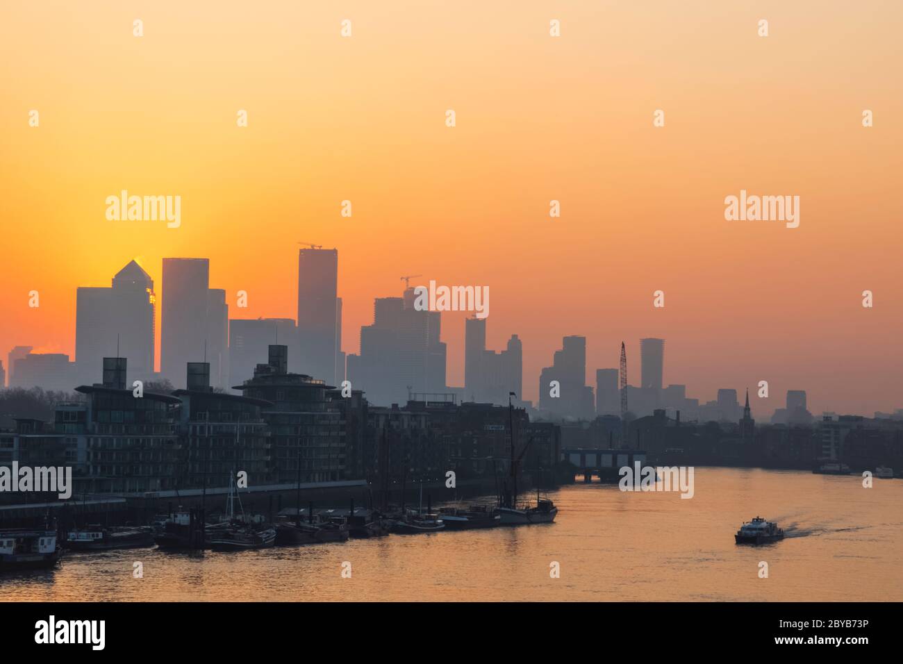 England, London, Docklands, River Thames and Canary Wharf Skyline at ...