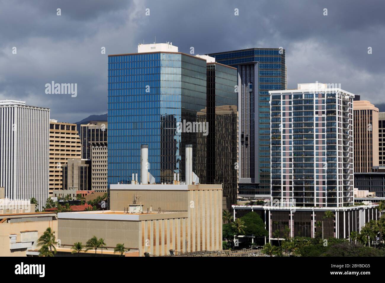 Downtown honolulu skyline hi-res stock photography and images - Alamy