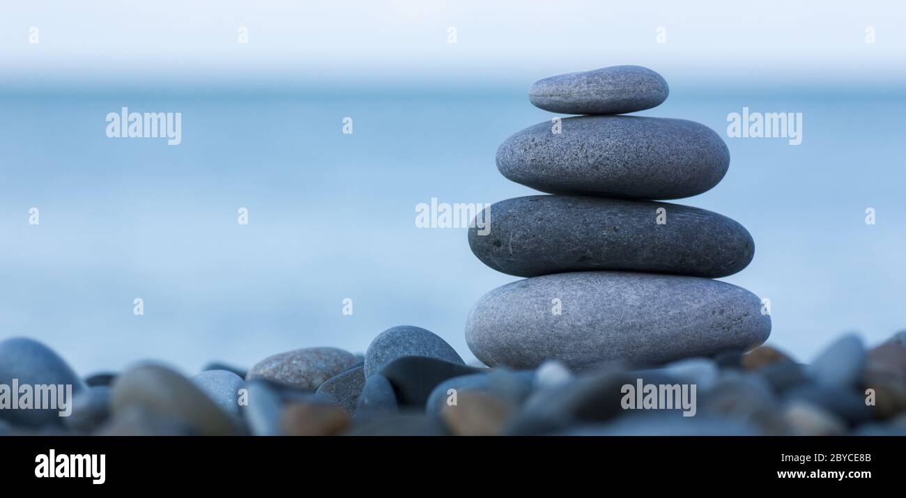 Stack grey spa stones hi-res stock photography and images - Alamy