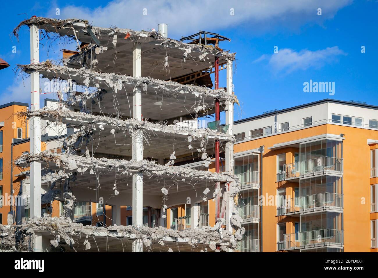 Demolition engineering hi-res stock photography and images - Alamy