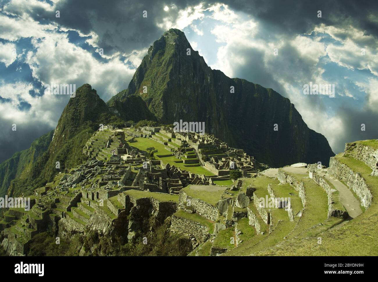 Lost incas city Machu-Picchu Stock Photo - Alamy