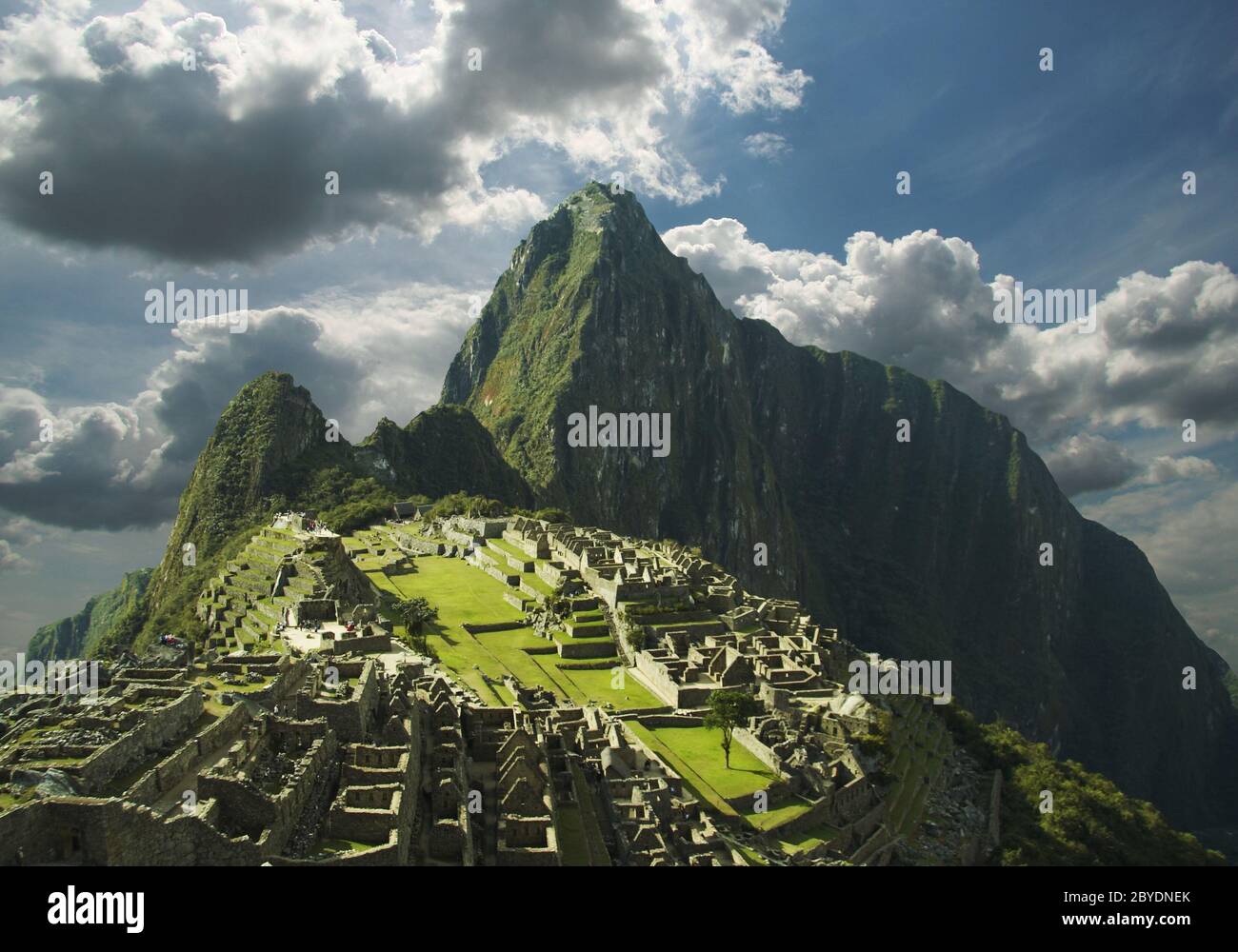 Machu picchu overview hi-res stock photography and images - Alamy