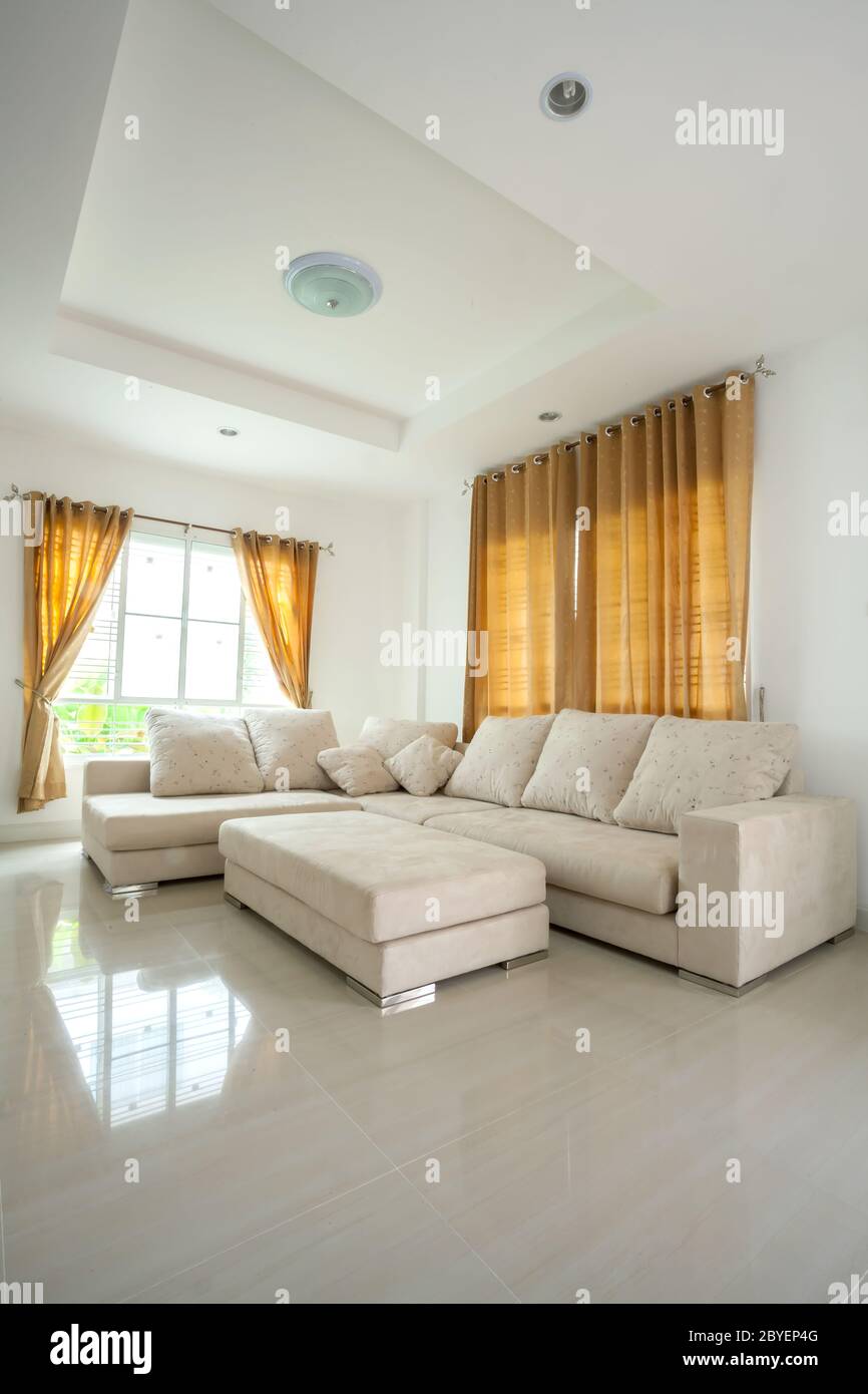 Side home interior hi-res stock photography and images - Alamy