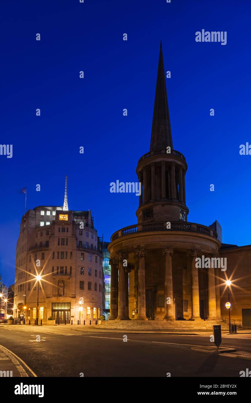 Bbc broadcasting house night hi-res stock photography and images - Alamy