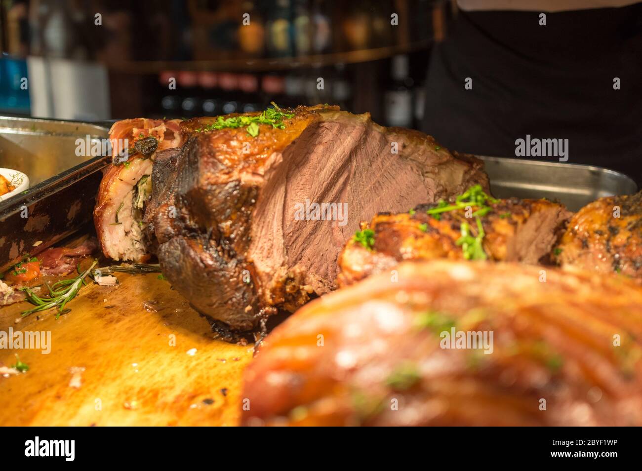 Whole beef joint hires stock photography and images Alamy