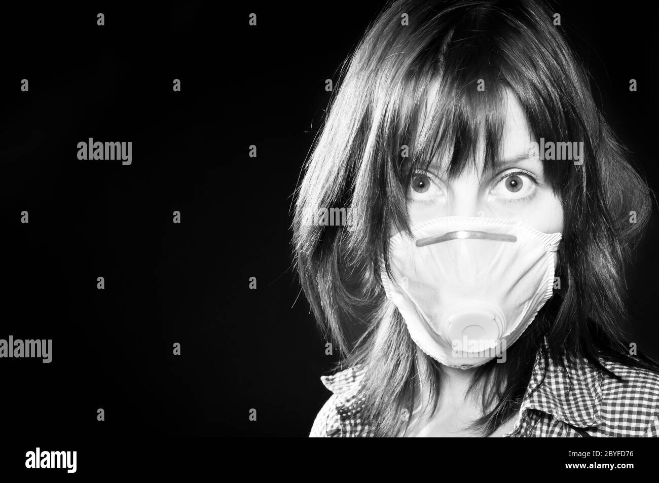 Black female wearing mask hires stock photography and images Alamy