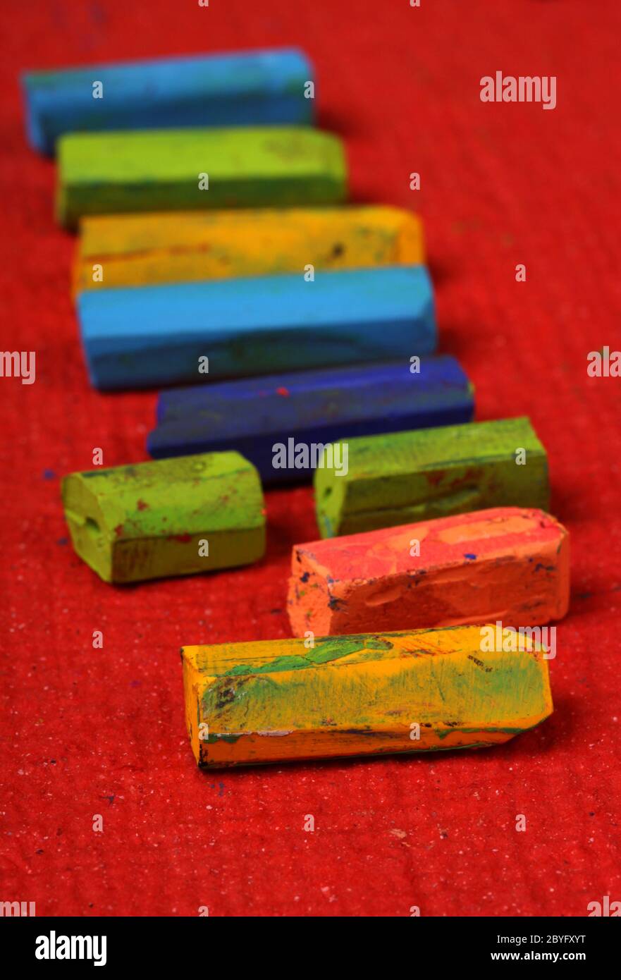 Orange chalk pastels background hi-res stock photography and images - Alamy