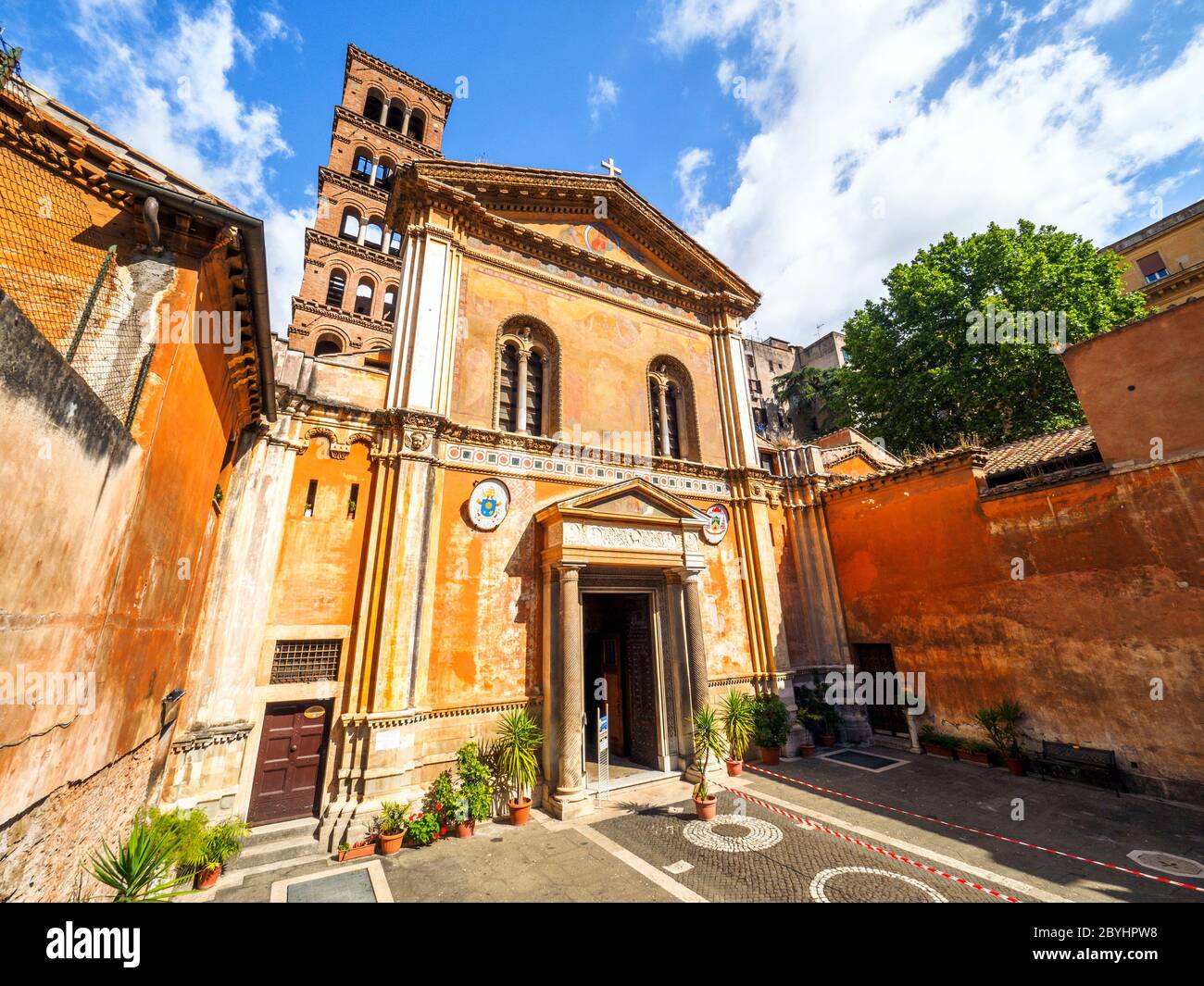 Basilica di Santa Pudenziana - Rome, Italy Stock Photo - Alamy