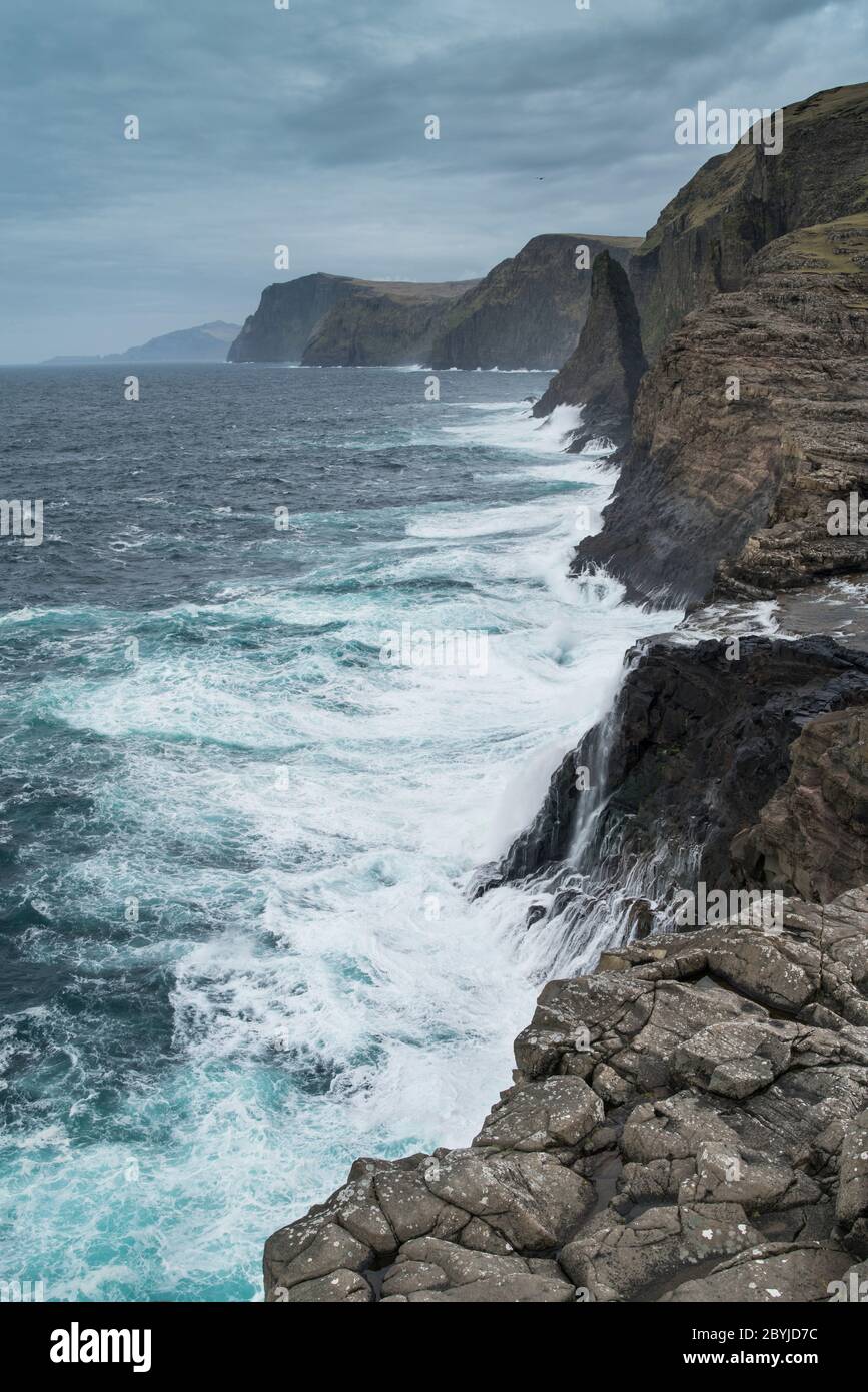 Classic Faroe Islands Scenery With Towering Cliffs Islands Mountains 