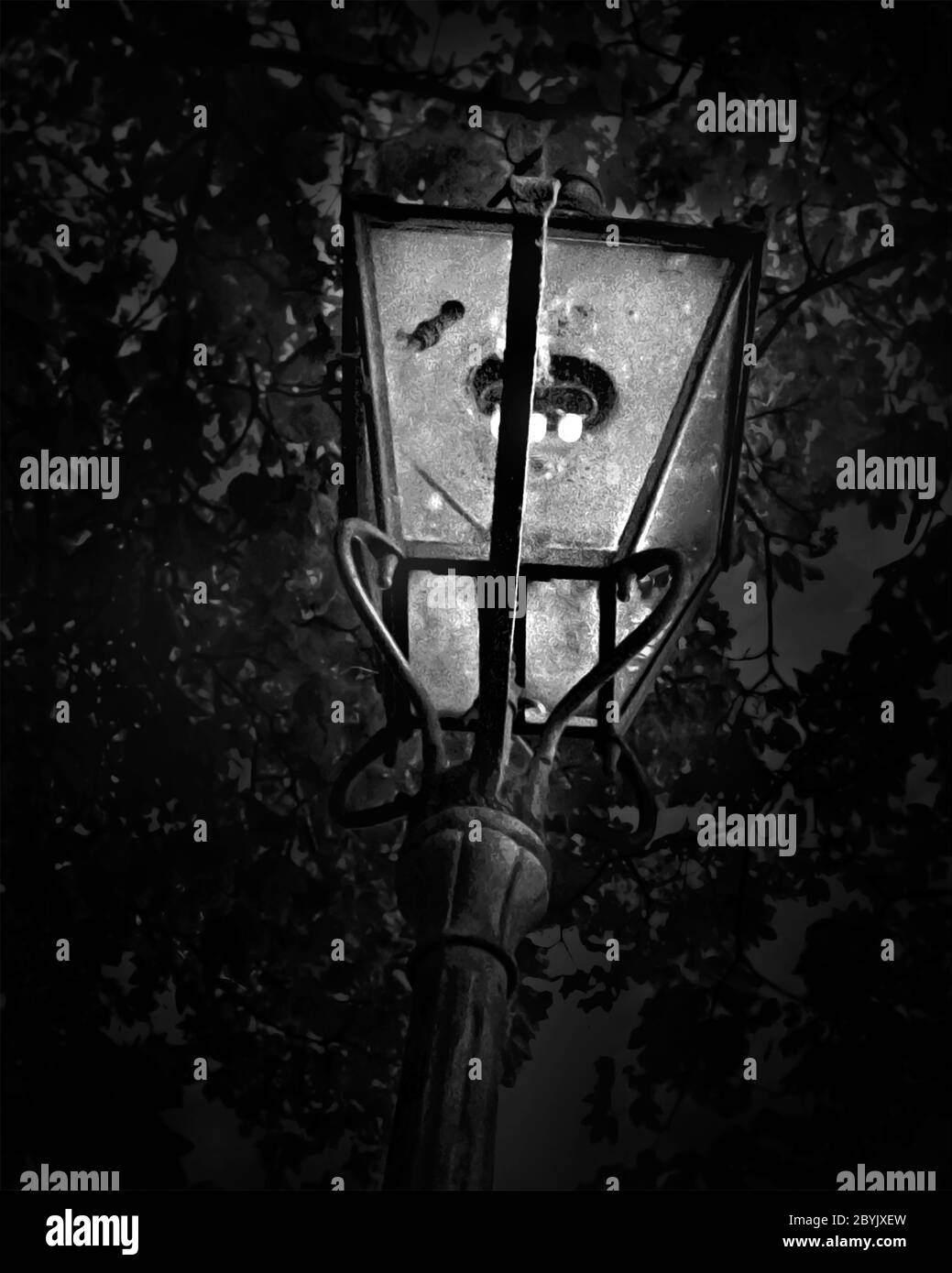 vintage street gas lamp, UK 1950's Stock Photo Alamy
