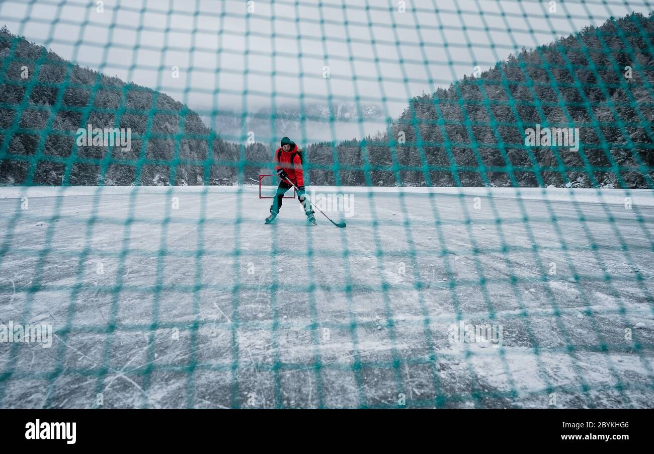 Ice hockey training hires stock photography and images Alamy