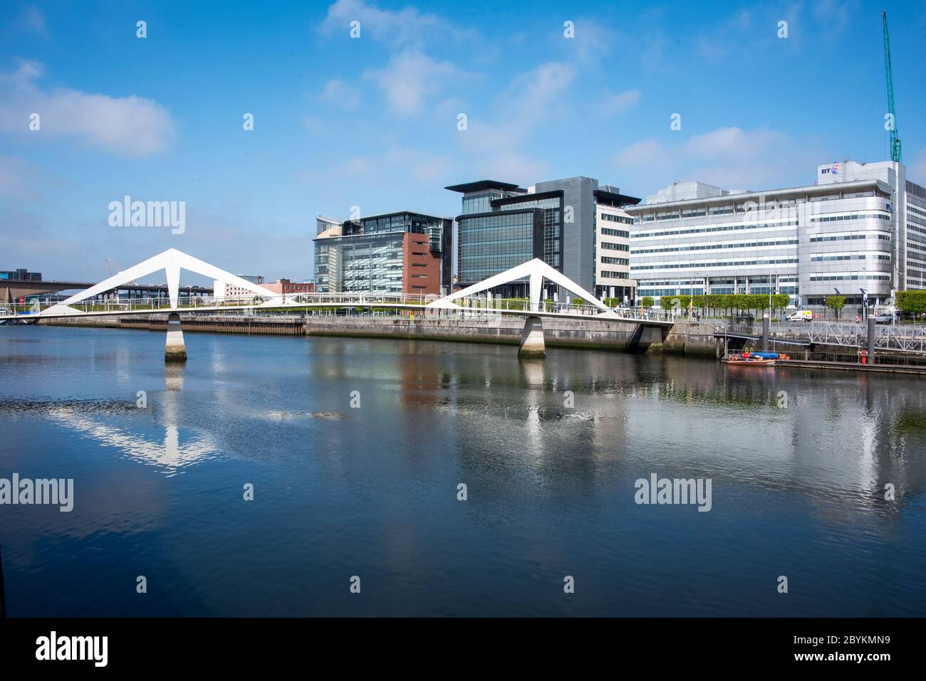 Tradeston Bridge, known locally as the Squiggly Bridge over River Clyde, Glasgow Stock Photo