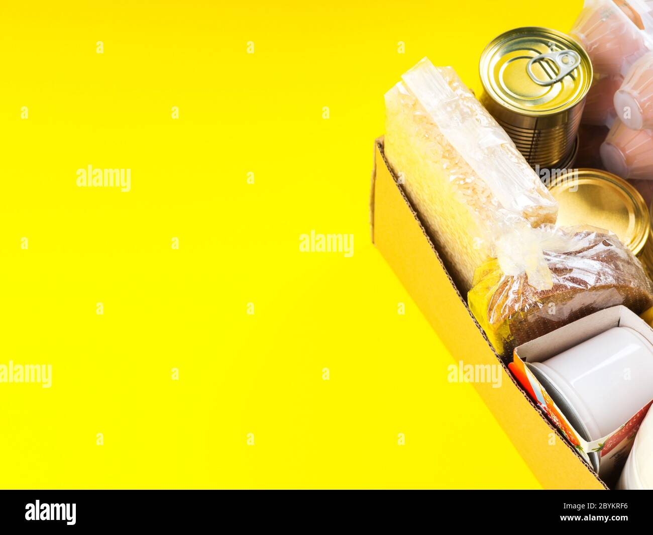 Food staples delivery or donation box concept Stock Photo Alamy