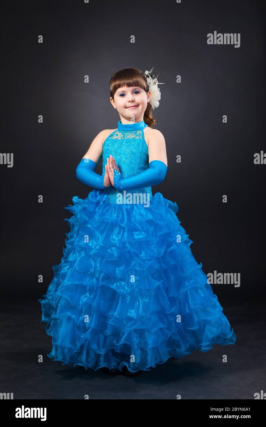 Portrait of cute smiling little girl in princess dress Stock Photo - Alamy