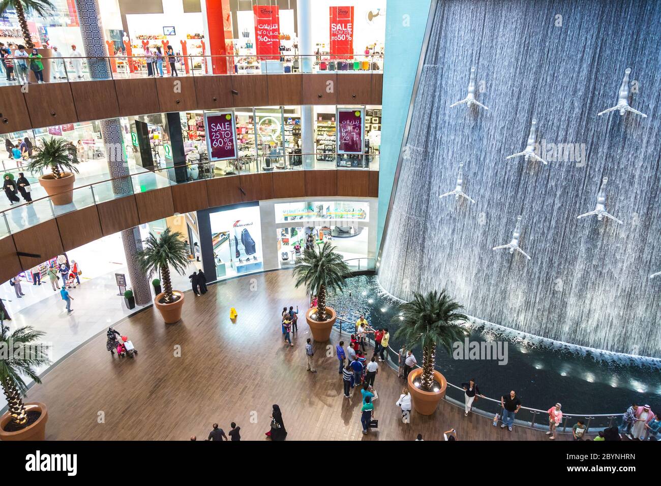 Waterfall in Dubai Mall world's largest shopping mall Stock Photo Alamy