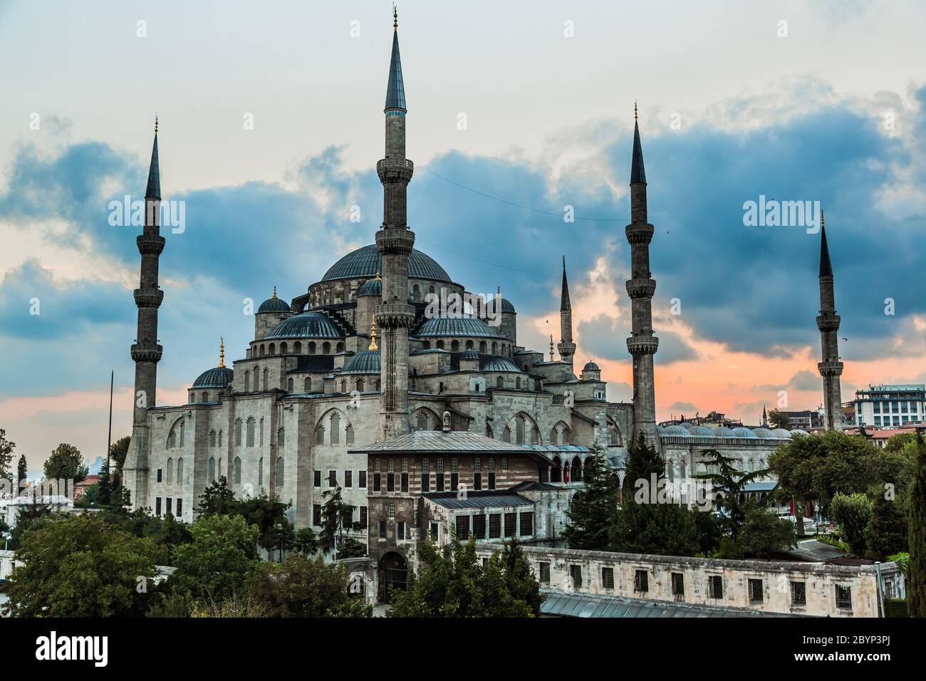 Sultan Ahmed Mosque (the Blue Mosque), Istanbul, Turkey Stock Photo - Alamy