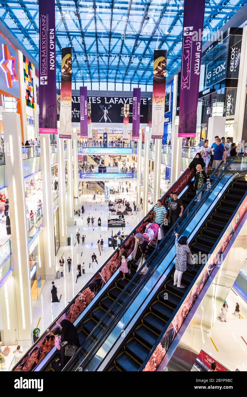 Page 19 - Mall Of The Emirates Interior High Resolution Stock Photography  and Images - Alamy