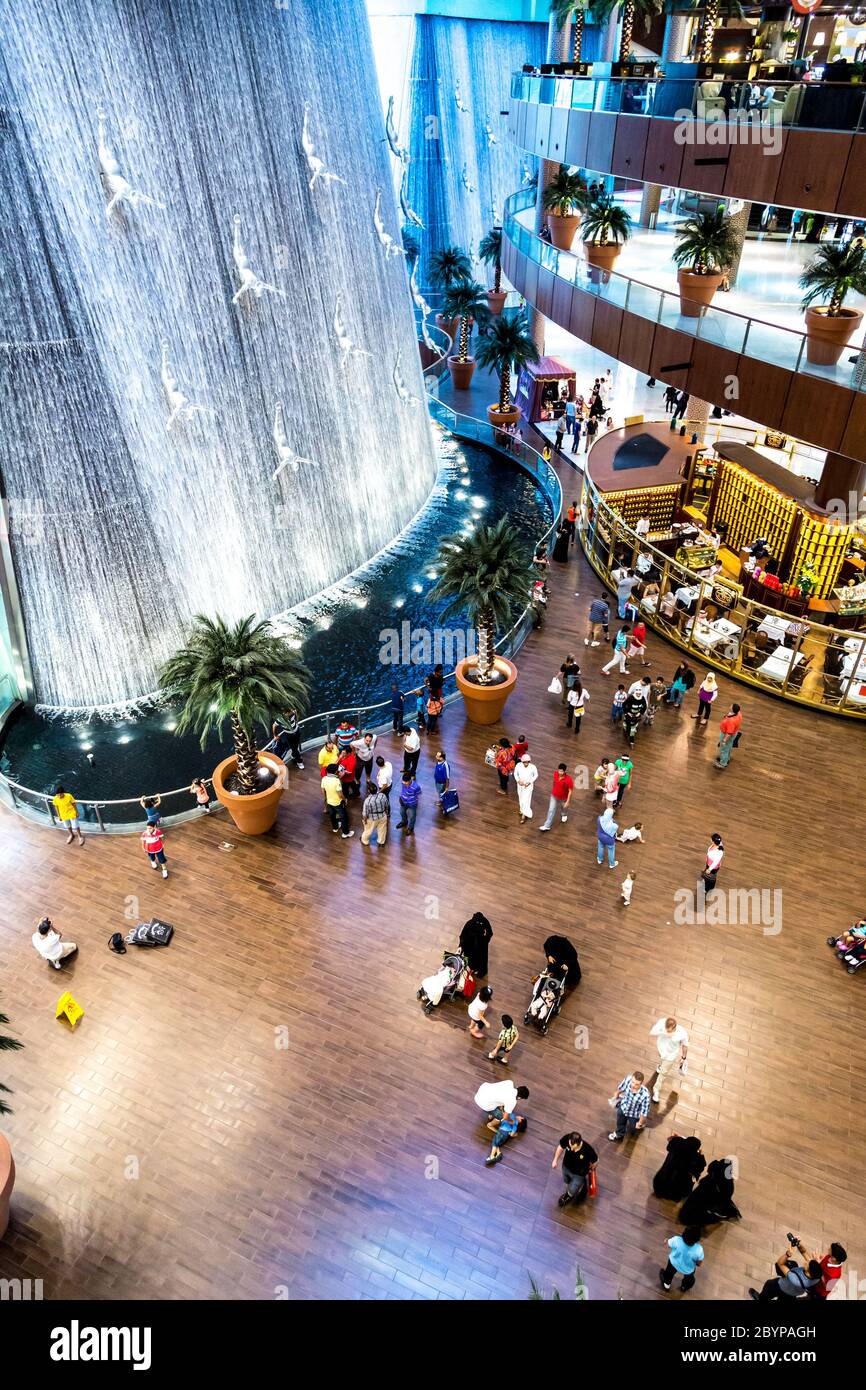 Waterfall dubai mall