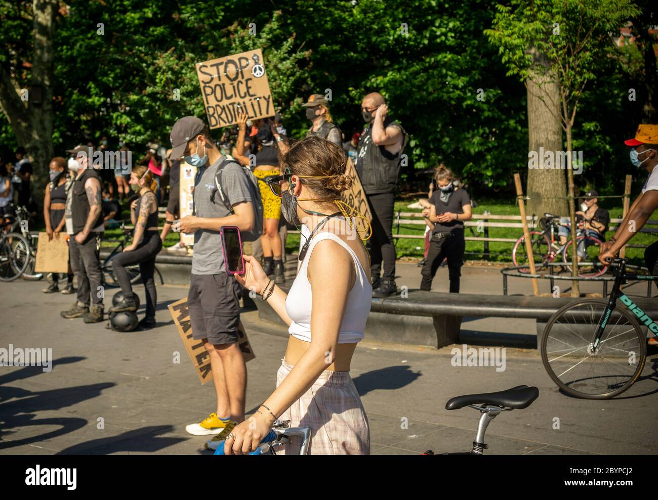Black Lives Matter demonstrators rally, prior to marching, in Washington Square Park in New York protesting the death of George Floyd, seen on Tuesday, June 9, 2020. (© Richard B. Levine) Stock Photo