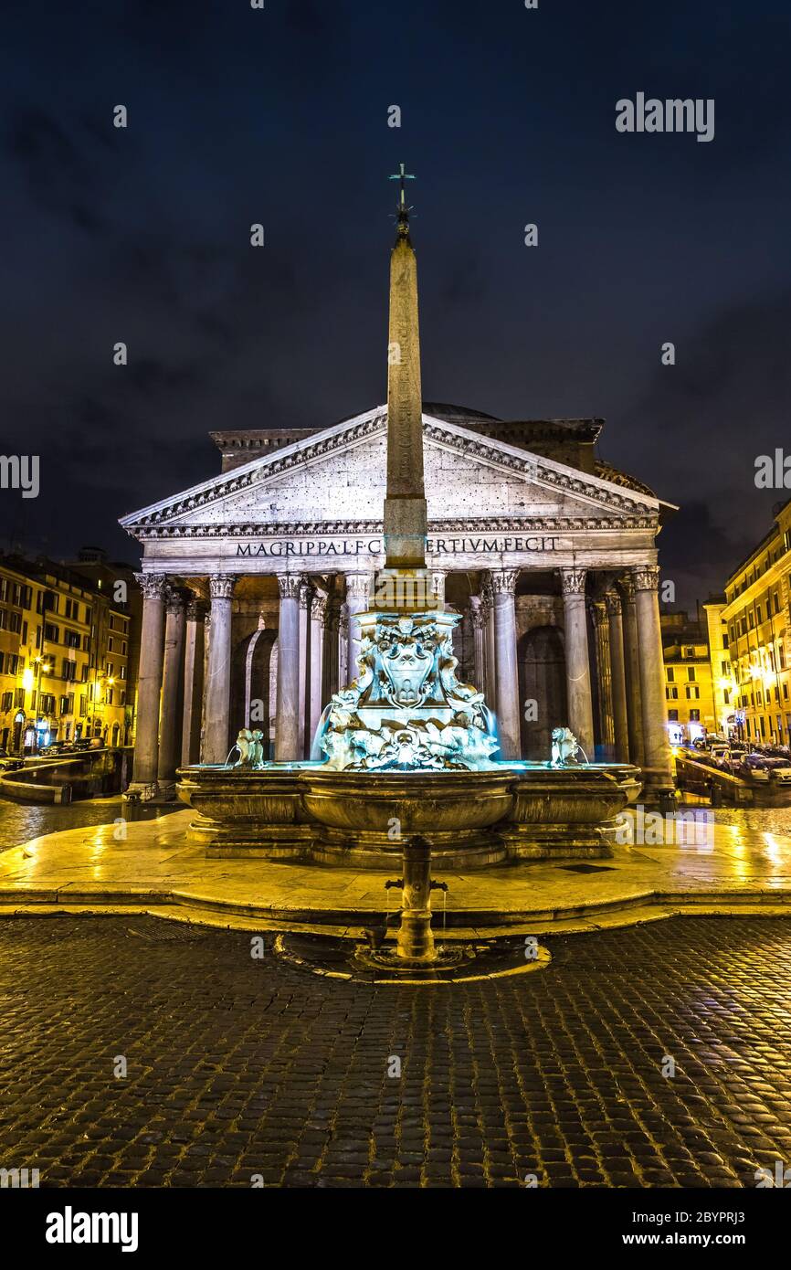 Pantheon at night, Rome, Italy Stock Photo