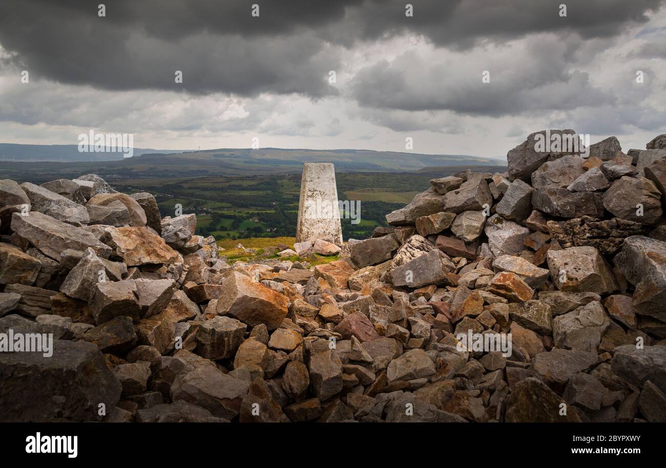 The Sleeping Giant's trig point Stock Photo