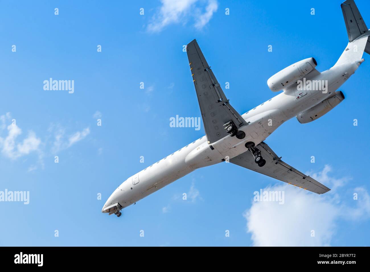 Airliner engine sky hi-res stock photography and images - Alamy