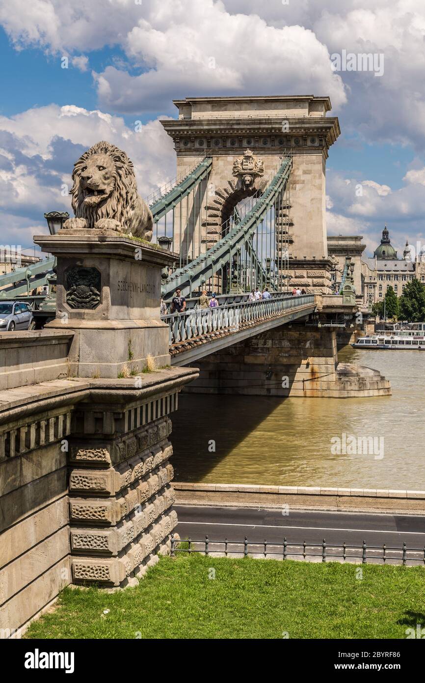 The Szechenyi Chain Bridge is a beautiful, decorative suspension bridge ...