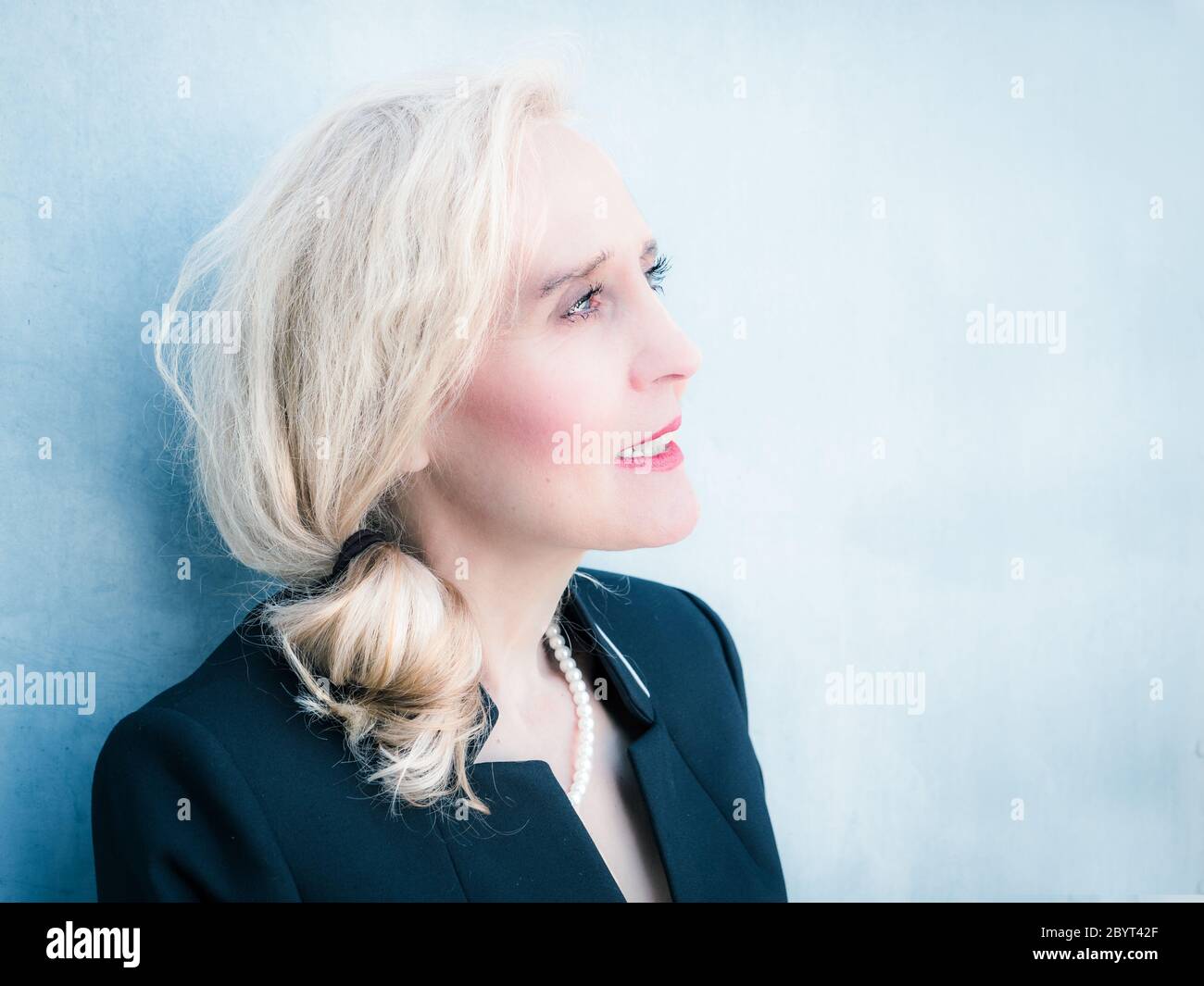 Sophisticated refined classy hi-res stock photography and images - Alamy