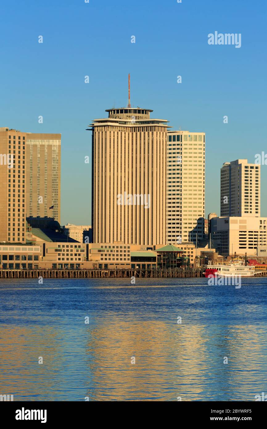Mississippi River & New Orleans skyline, Louisiana, USA Stock Photo - Alamy