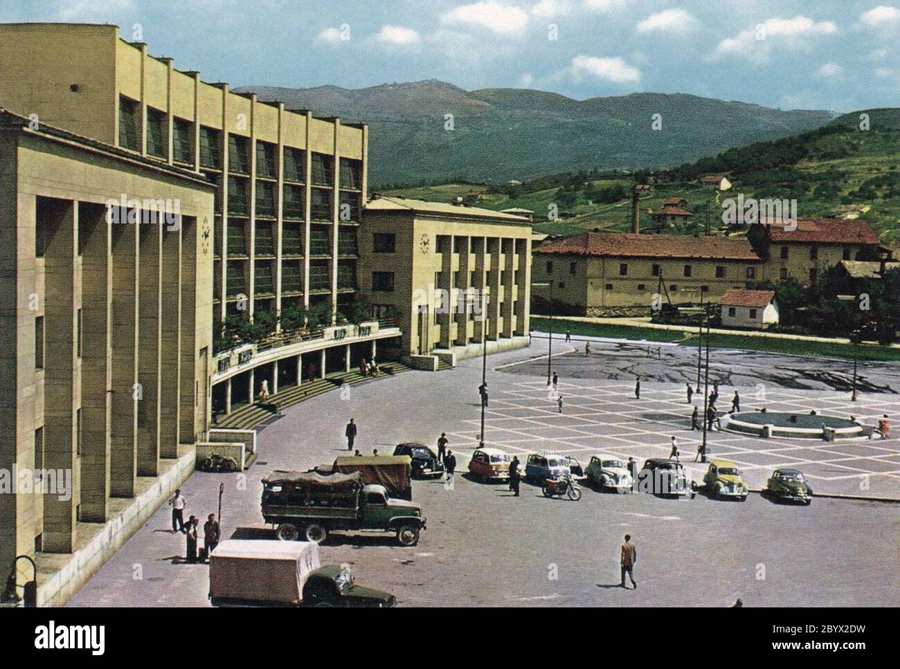 New standard gauge railway station Sarajevo Novo in around 1960 Stock Photo
