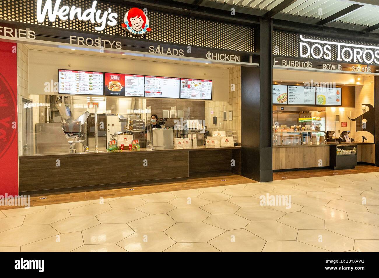 Laguardia airport food hi res stock photography and images Alamy Laguardia airport food hi res stock photography and images Alamy