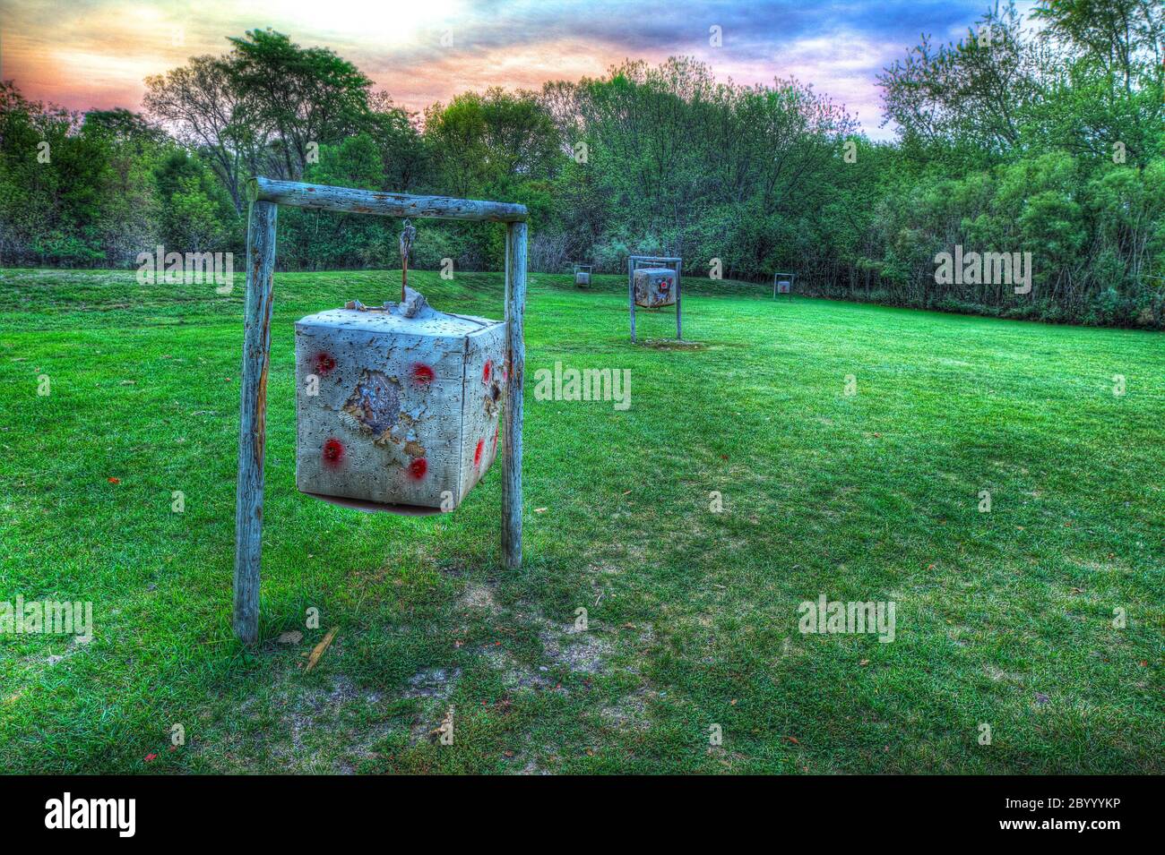 Moving targets hires stock photography and images Alamy