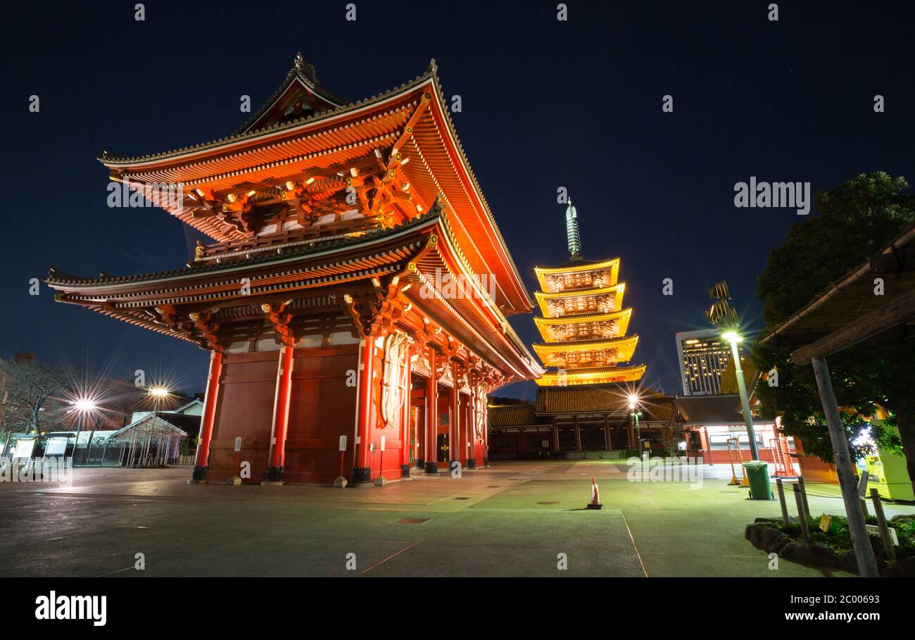 Sensoji temple in Tokyo Stock Photo - Alamy