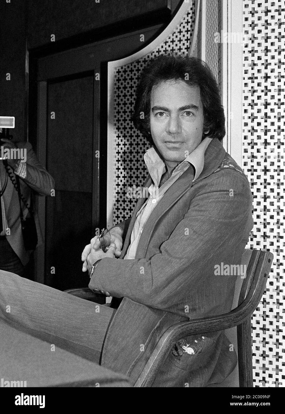 LONDON, UK. July 1978: Singer Neil Diamond at photocall in London. © Paul Smith/Featureflash Stock Photo