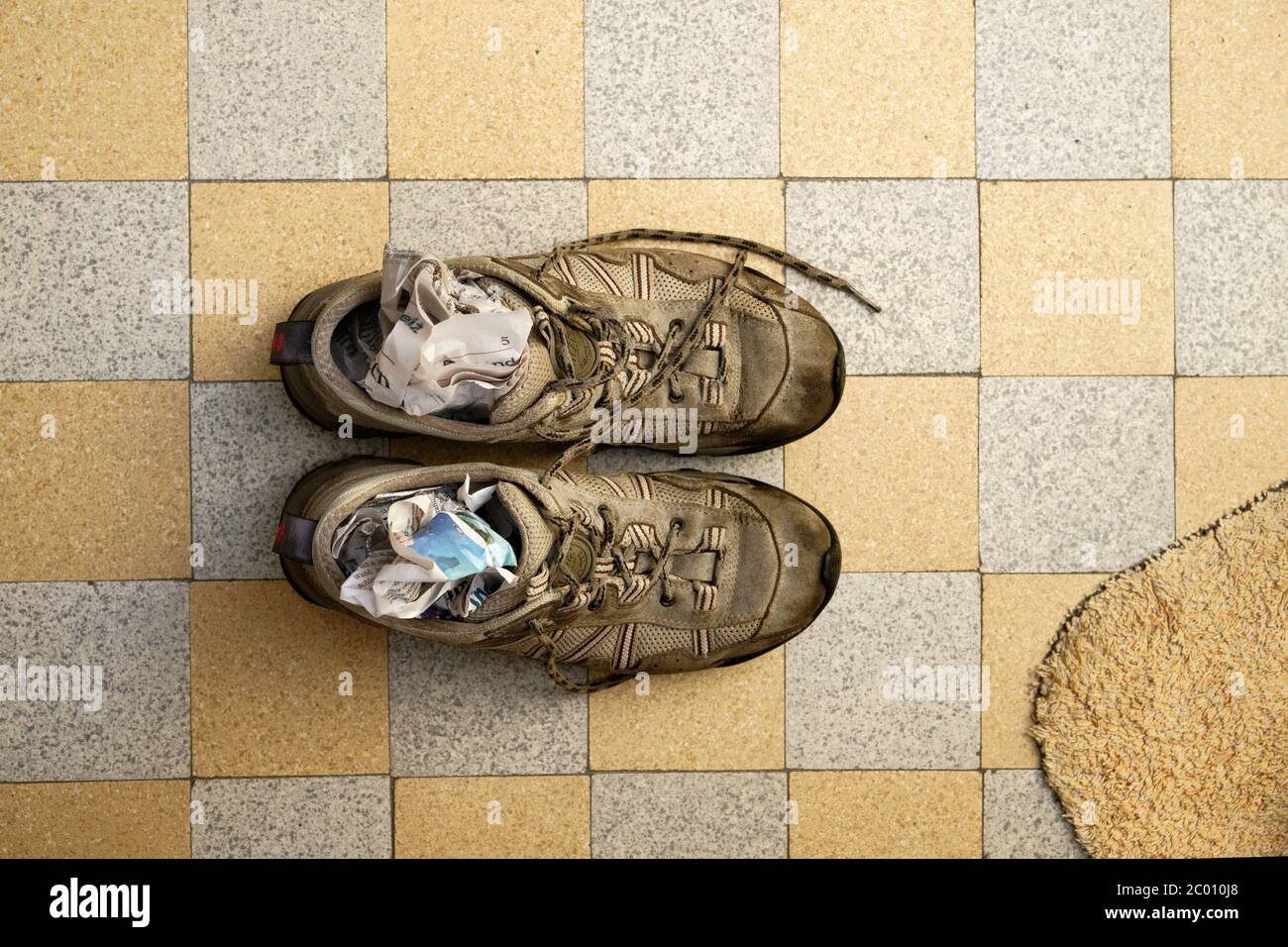 Wet hiking shoes hires stock photography and images Alamy
