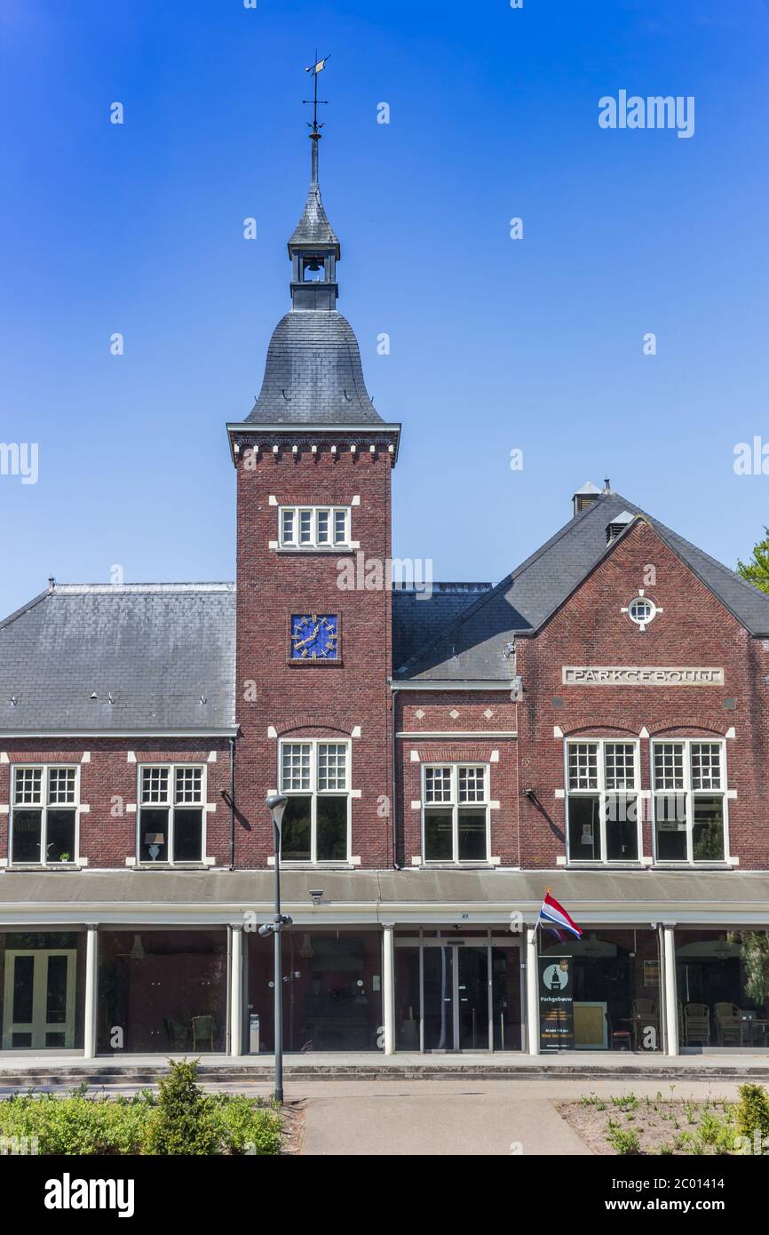 Parkgebouw hi-res stock photography and images - Alamy