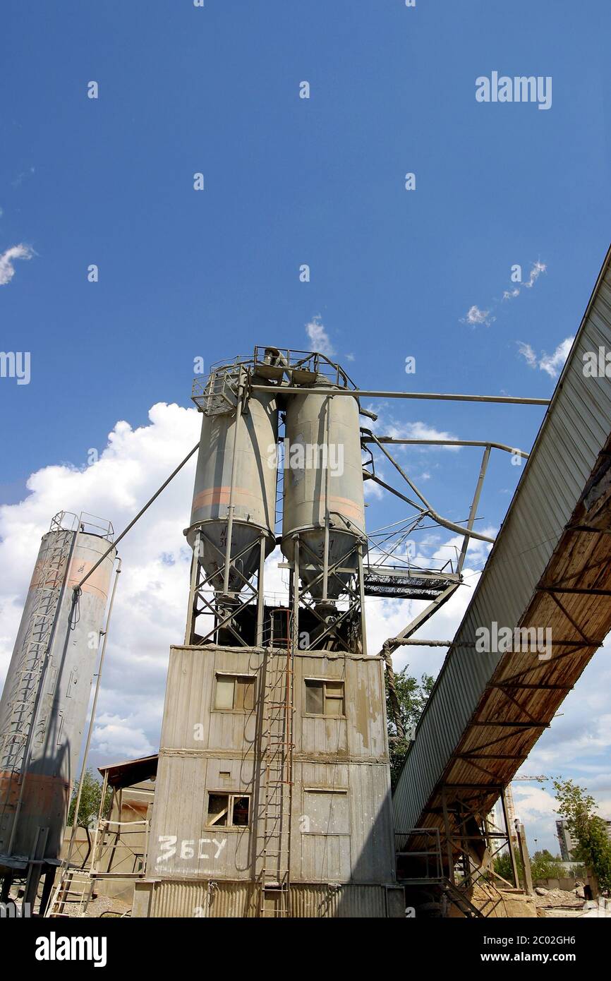 Funnel details hi-res stock photography and images - Alamy