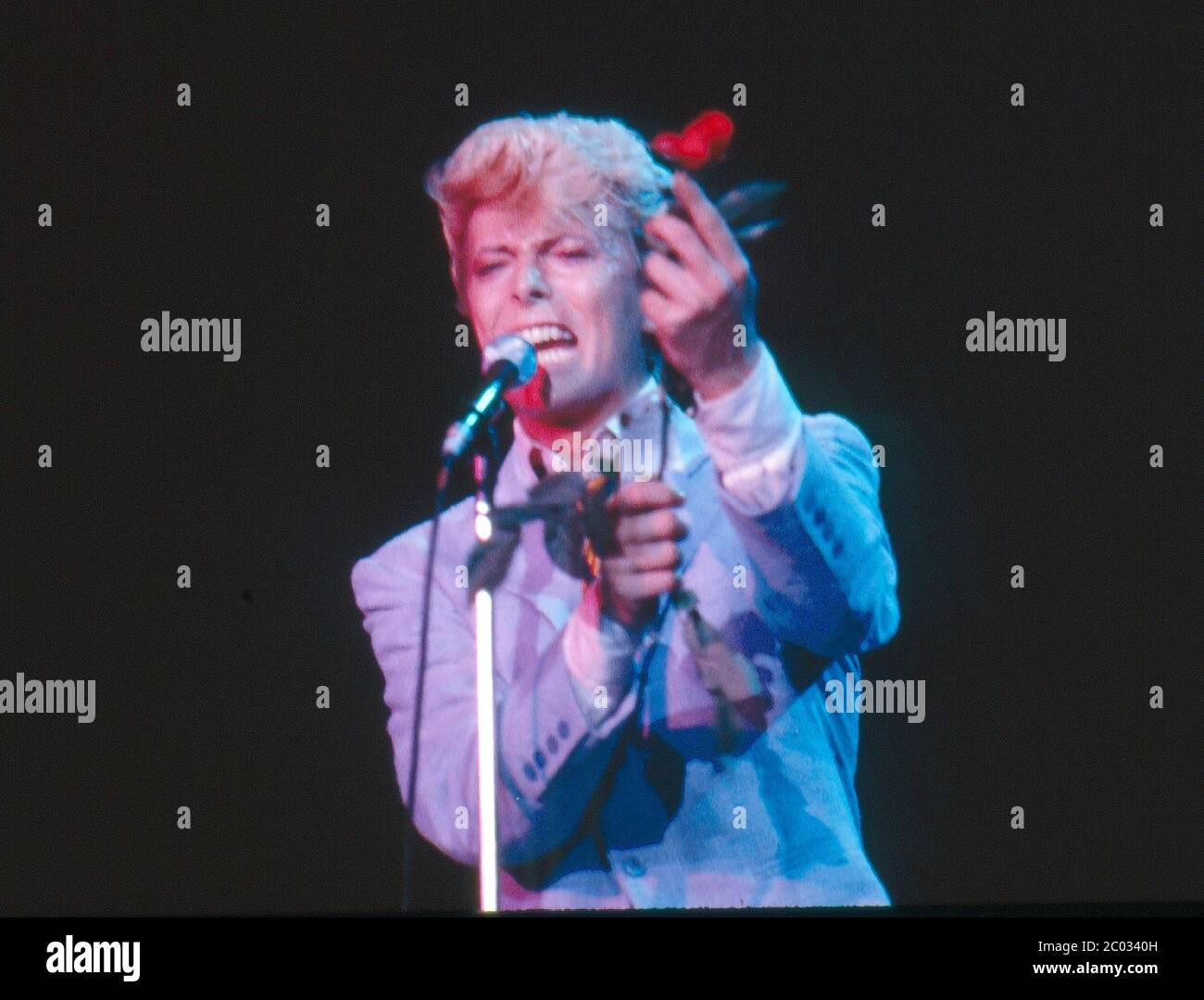 David Bowie kicking off his Serious Moonlight Tour with a warm-up gig ...