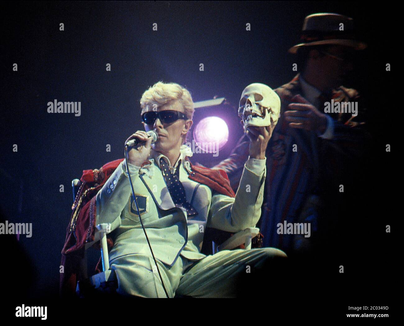 David Bowie kicking off his Serious Moonlight Tour with a warm-up gig ...