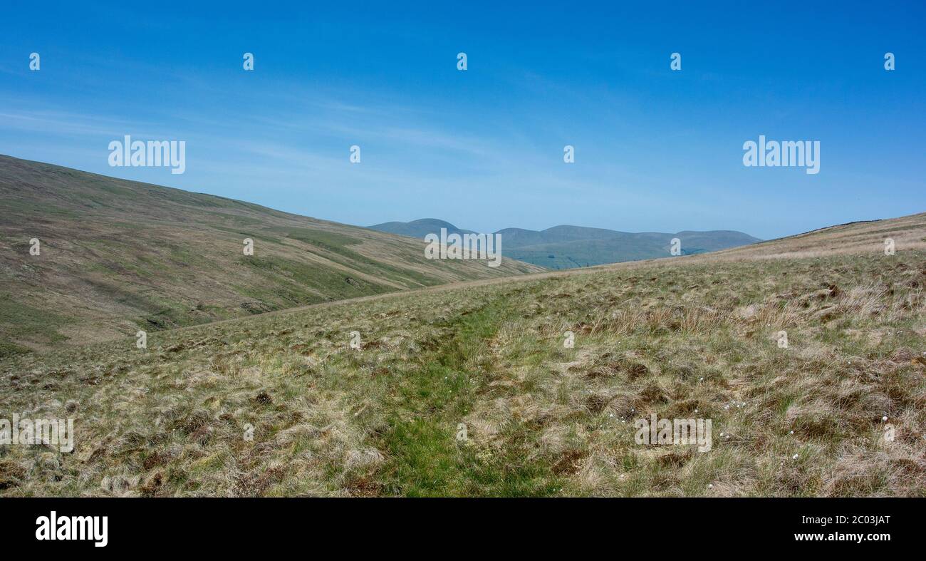 Footpath across Holmes Moss from Grisedale heading towards Uldale and the Howgill Fells. Yorkshire Dales National Park, UK. Stock Photo