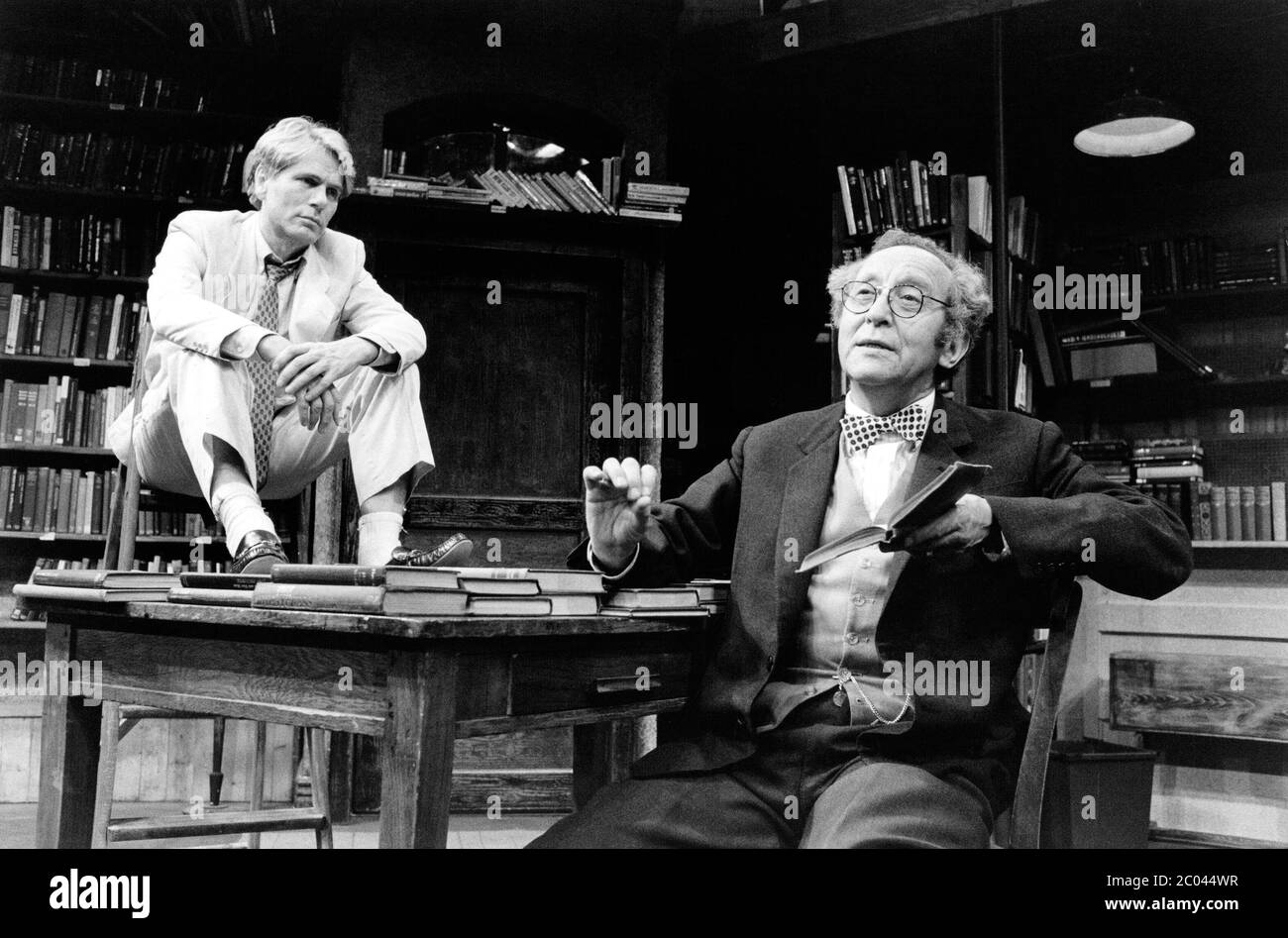 l-r: Adam Faith (Simon Matthews), David de Keyser (Timmothy Timmony) in ...