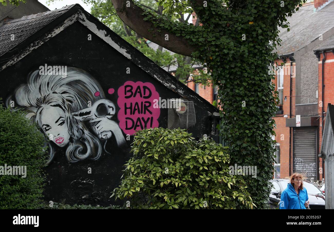 Lifted side by side hires stock photography and images Alamy