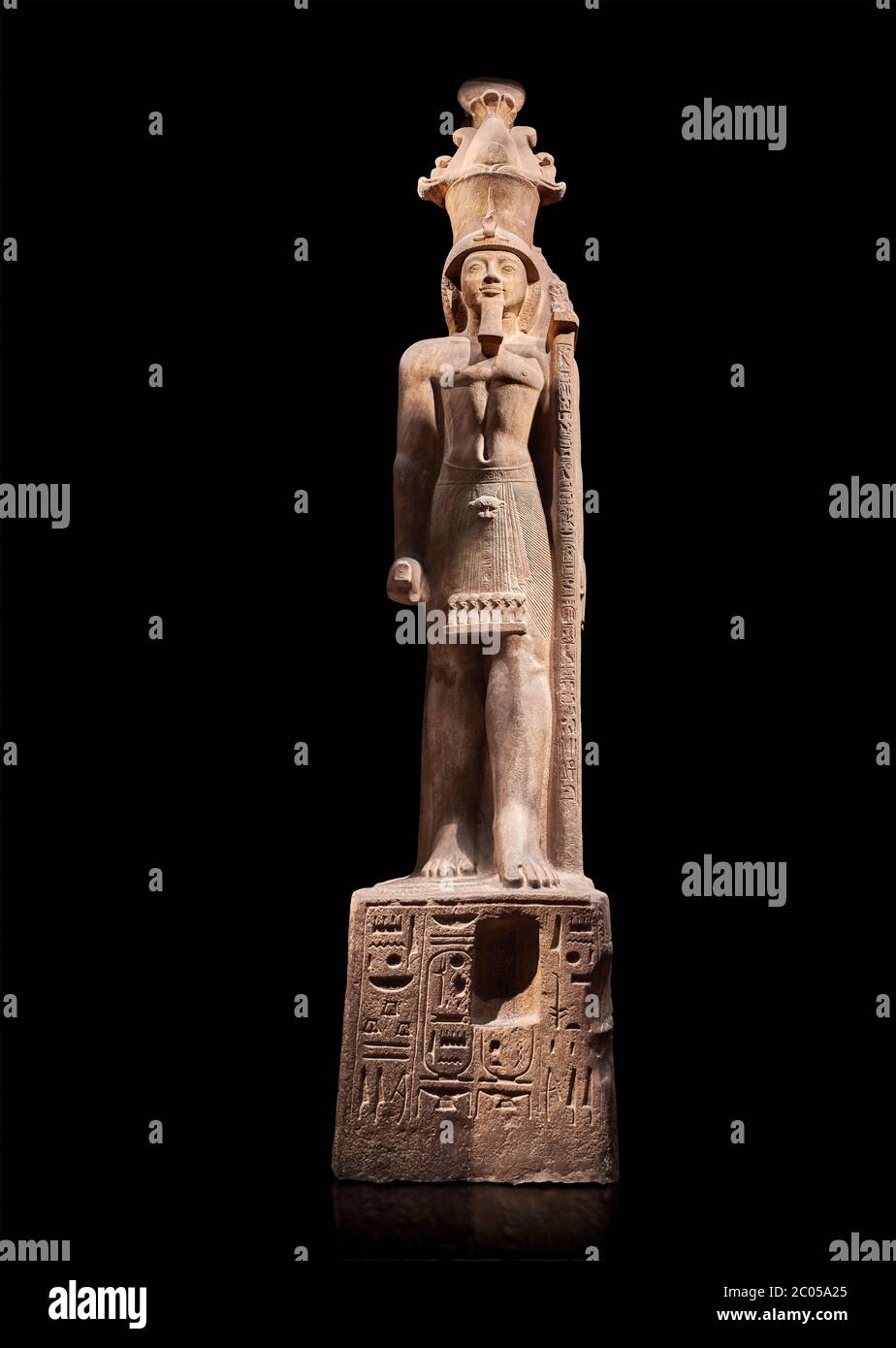 Colossal ancient Egyptian statue of Sethy II, sandstone, New Kingdom, 19th Dynasty, (1202-1198 BC), Karnak Temple of Amon. Egyptian Museum, Turin. bla Stock Photo